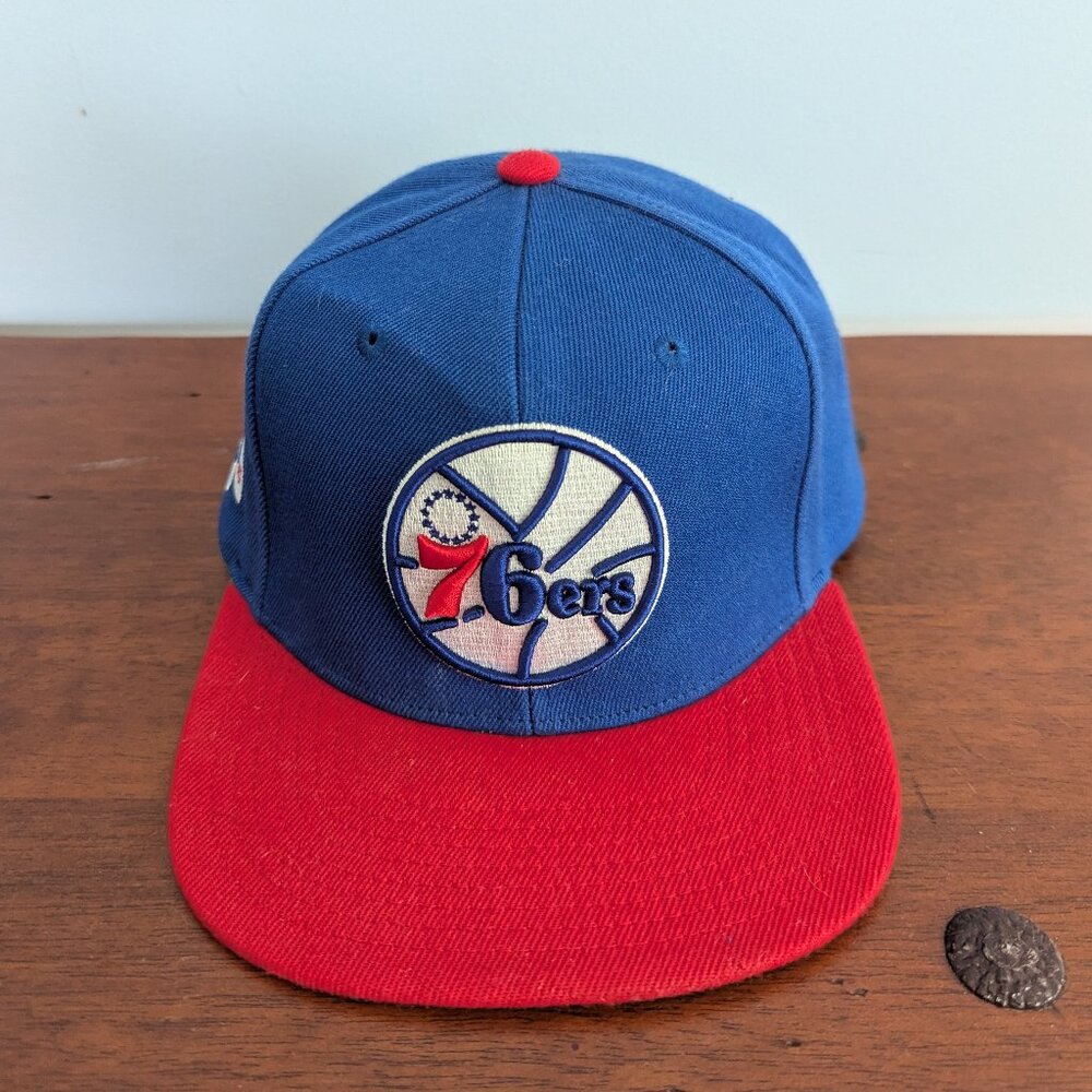 76ers Philadelphia Sixers Flat Brim Snapback OS Blue Red NBA Mitchell & Ness